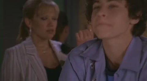 DailyDuff-dot-org_LizzieMcGuire-2x21LizziesEleven0562.jpg DailyDuff-dot-org_LizzieMcGuire-2x21LizziesEleven0562.jpg