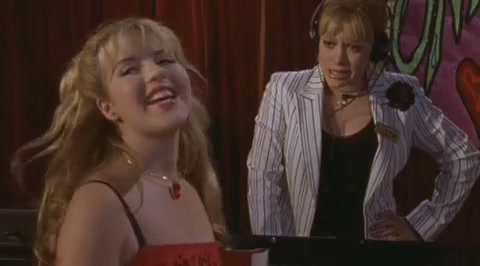 DailyDuff-dot-org_LizzieMcGuire-2x21LizziesEleven0945.jpg DailyDuff-dot-org_LizzieMcGuire-2x21LizziesEleven0945.jpg