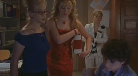 DailyDuff-dot-org_LizzieMcGuire-2x21LizziesEleven1007.jpg DailyDuff-dot-org_LizzieMcGuire-2x21LizziesEleven1007.jpg