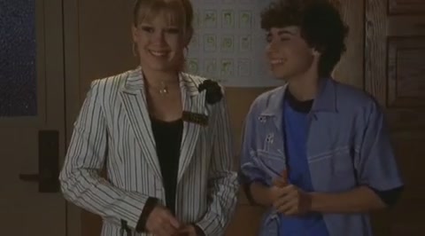 DailyDuff-dot-org_LizzieMcGuire-2x21LizziesEleven1050.jpg DailyDuff-dot-org_LizzieMcGuire-2x21LizziesEleven1050.jpg