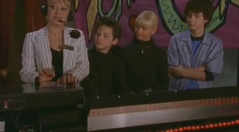 DailyDuff-dot-org_LizzieMcGuire-2x21LizziesEleven1144.jpg