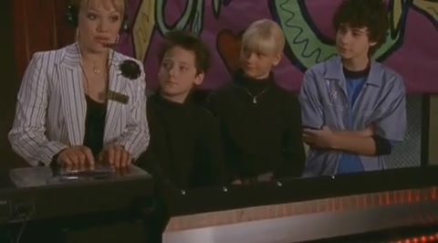 DailyDuff-dot-org_LizzieMcGuire-2x21LizziesEleven1145.jpg