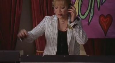 DailyDuff-dot-org_LizzieMcGuire-2x21LizziesEleven0668.jpg