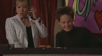 DailyDuff-dot-org_LizzieMcGuire-2x21LizziesEleven0800.jpg