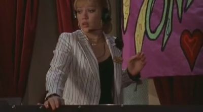 DailyDuff-dot-org_LizzieMcGuire-2x21LizziesEleven0805.jpg