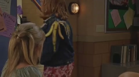 DailyDuff-dot-org_LizzieMcGuire-2x22DearLizzie0517.jpg DailyDuff-dot-org_LizzieMcGuire-2x22DearLizzie0517.jpg