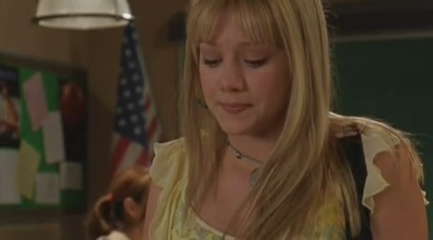 DailyDuff-dot-org_LizzieMcGuire-2x22DearLizzie0561.jpg