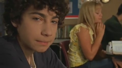 DailyDuff-dot-org_LizzieMcGuire-2x22DearLizzie1115.jpg DailyDuff-dot-org_LizzieMcGuire-2x22DearLizzie1115.jpg