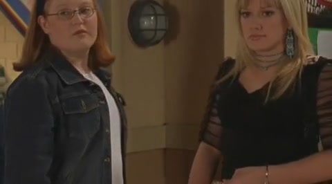 DailyDuff-dot-org_LizzieMcGuire-2x22DearLizzie1141.jpg