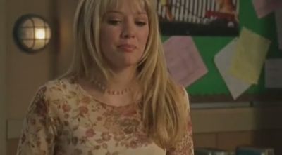 DailyDuff-dot-org_LizzieMcGuire-2x22DearLizzie0016.jpg