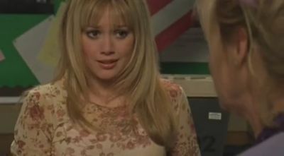 DailyDuff-dot-org_LizzieMcGuire-2x22DearLizzie0048.jpg