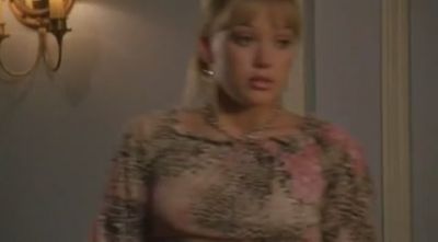 DailyDuff-dot-org_LizzieMcGuire-2x22DearLizzie0873.jpg