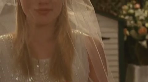 DailyDuff-dot-org_LizzieMcGuire-2x23Clue-Less0001.jpg