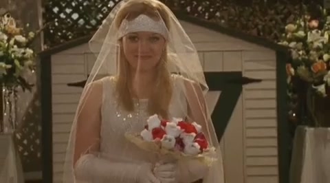 DailyDuff-dot-org_LizzieMcGuire-2x23Clue-Less0004.jpg DailyDuff-dot-org_LizzieMcGuire-2x23Clue-Less0004.jpg