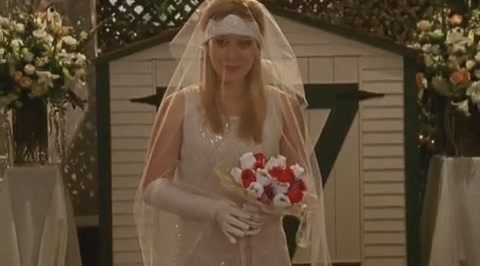 DailyDuff-dot-org_LizzieMcGuire-2x23Clue-Less0005.jpg