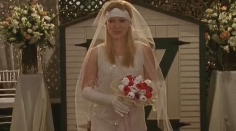 DailyDuff-dot-org_LizzieMcGuire-2x23Clue-Less0006.jpg