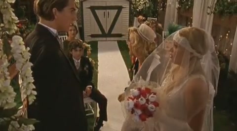 DailyDuff-dot-org_LizzieMcGuire-2x23Clue-Less0036.jpg