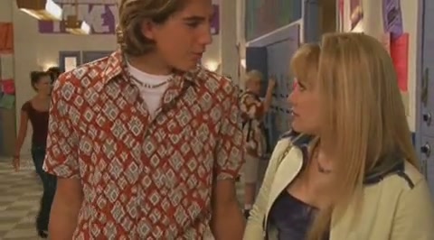 DailyDuff-dot-org_LizzieMcGuire-2x23Clue-Less0084.jpg