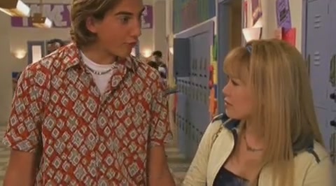 DailyDuff-dot-org_LizzieMcGuire-2x23Clue-Less0094.jpg