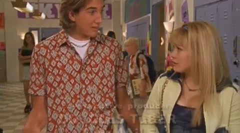 DailyDuff-dot-org_LizzieMcGuire-2x23Clue-Less0096.jpg