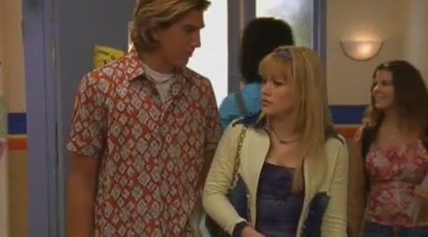 DailyDuff-dot-org_LizzieMcGuire-2x23Clue-Less0105.jpg
