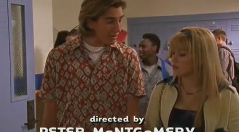 DailyDuff-dot-org_LizzieMcGuire-2x23Clue-Less0118.jpg