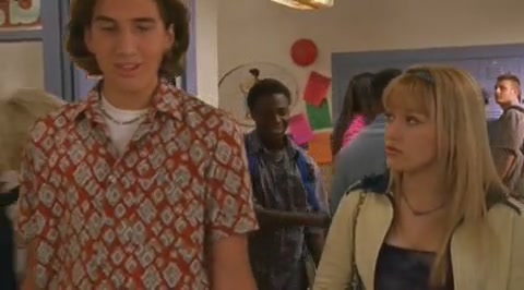 DailyDuff-dot-org_LizzieMcGuire-2x23Clue-Less0120.jpg