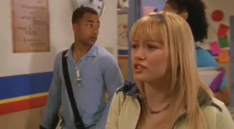 DailyDuff-dot-org_LizzieMcGuire-2x23Clue-Less0145.jpg