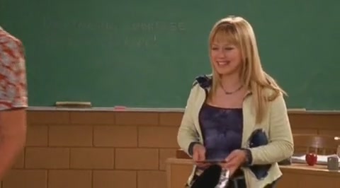 DailyDuff-dot-org_LizzieMcGuire-2x23Clue-Less0201.jpg