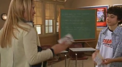 DailyDuff-dot-org_LizzieMcGuire-2x23Clue-Less0263.jpg