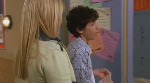 DailyDuff-dot-org_LizzieMcGuire-2x23Clue-Less0281.jpg