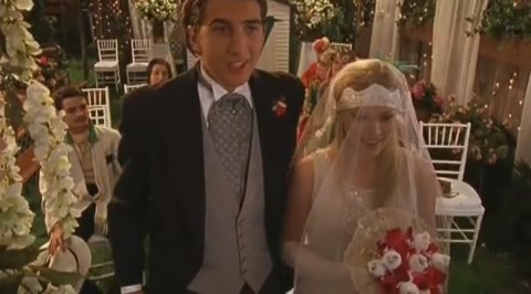 DailyDuff-dot-org_LizzieMcGuire-2x23Clue-Less0388.jpg