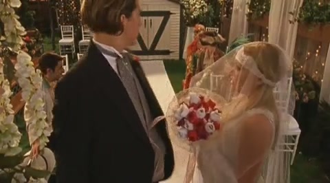 DailyDuff-dot-org_LizzieMcGuire-2x23Clue-Less0390.jpg
