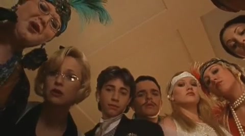 DailyDuff-dot-org_LizzieMcGuire-2x23Clue-Less0413.jpg