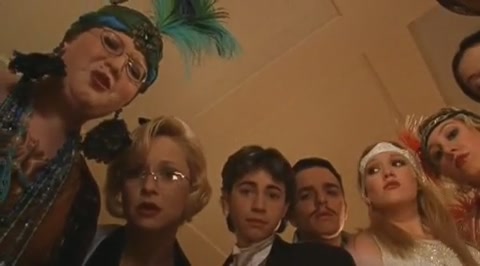 DailyDuff-dot-org_LizzieMcGuire-2x23Clue-Less0414.jpg