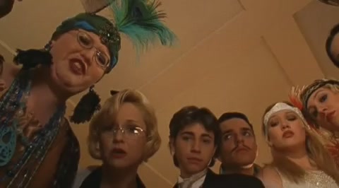 DailyDuff-dot-org_LizzieMcGuire-2x23Clue-Less0415.jpg