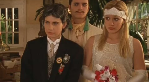 DailyDuff-dot-org_LizzieMcGuire-2x23Clue-Less0447.jpg
