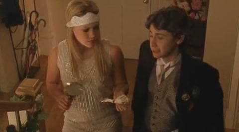 DailyDuff-dot-org_LizzieMcGuire-2x23Clue-Less0560.jpg