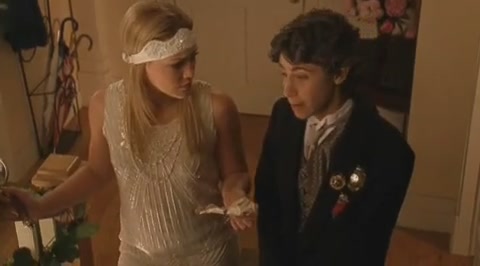 DailyDuff-dot-org_LizzieMcGuire-2x23Clue-Less0561.jpg