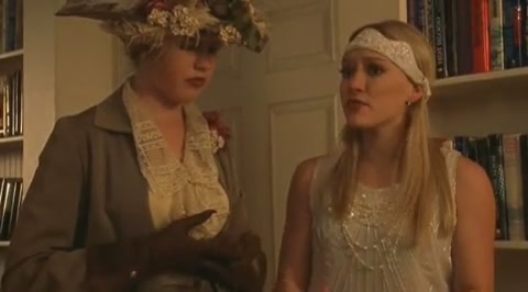 DailyDuff-dot-org_LizzieMcGuire-2x23Clue-Less0808.jpg