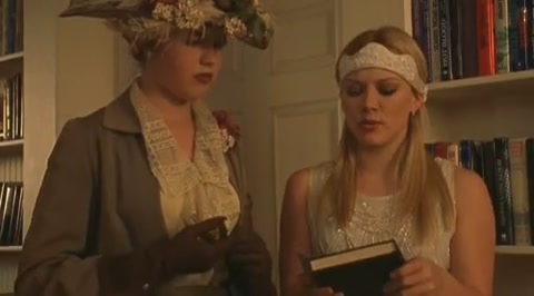 DailyDuff-dot-org_LizzieMcGuire-2x23Clue-Less0809.jpg