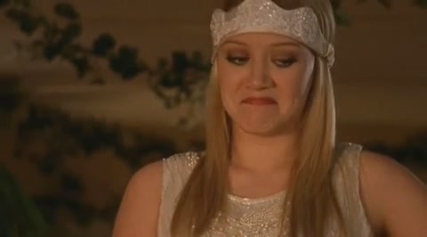 DailyDuff-dot-org_LizzieMcGuire-2x23Clue-Less1008.jpg DailyDuff-dot-org_LizzieMcGuire-2x23Clue-Less1008.jpg