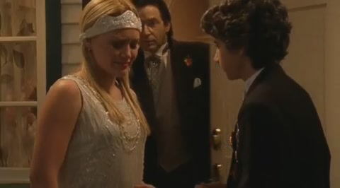 DailyDuff-dot-org_LizzieMcGuire-2x23Clue-Less1135.jpg
