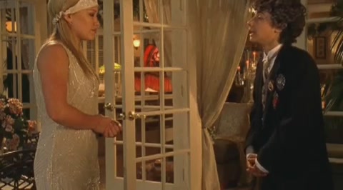 DailyDuff-dot-org_LizzieMcGuire-2x23Clue-Less1200.jpg