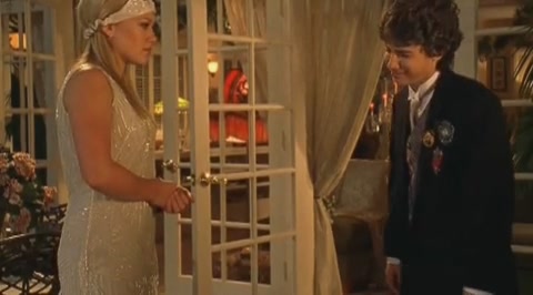DailyDuff-dot-org_LizzieMcGuire-2x23Clue-Less1201.jpg