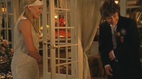 DailyDuff-dot-org_LizzieMcGuire-2x23Clue-Less1205.jpg