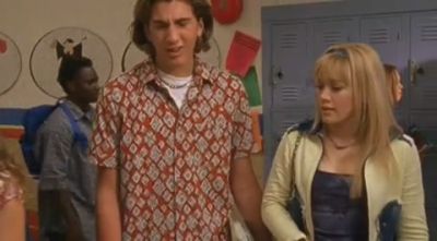 DailyDuff-dot-org_LizzieMcGuire-2x23Clue-Less0115.jpg