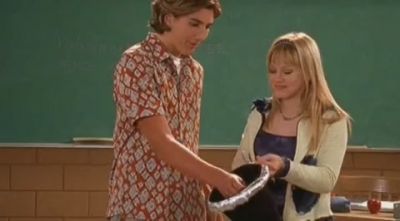 DailyDuff-dot-org_LizzieMcGuire-2x23Clue-Less0191.jpg