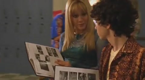 DailyDuff-dot-org_LizzieMcGuire-2x24ByeByeHillridgeJuniorHigh1615.jpg DailyDuff-dot-org_LizzieMcGuire-2x24ByeByeHillridgeJuniorHigh1615.jpg