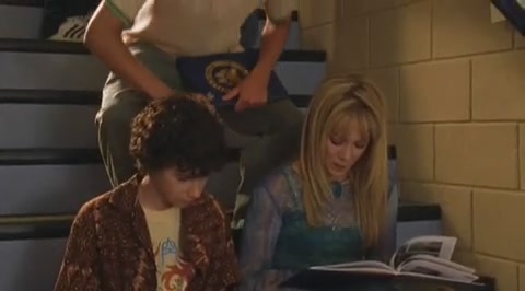 DailyDuff-dot-org_LizzieMcGuire-2x24ByeByeHillridgeJuniorHigh1665.jpg DailyDuff-dot-org_LizzieMcGuire-2x24ByeByeHillridgeJuniorHigh1665.jpg